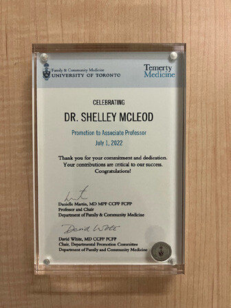 Award_ShelleyMcleod